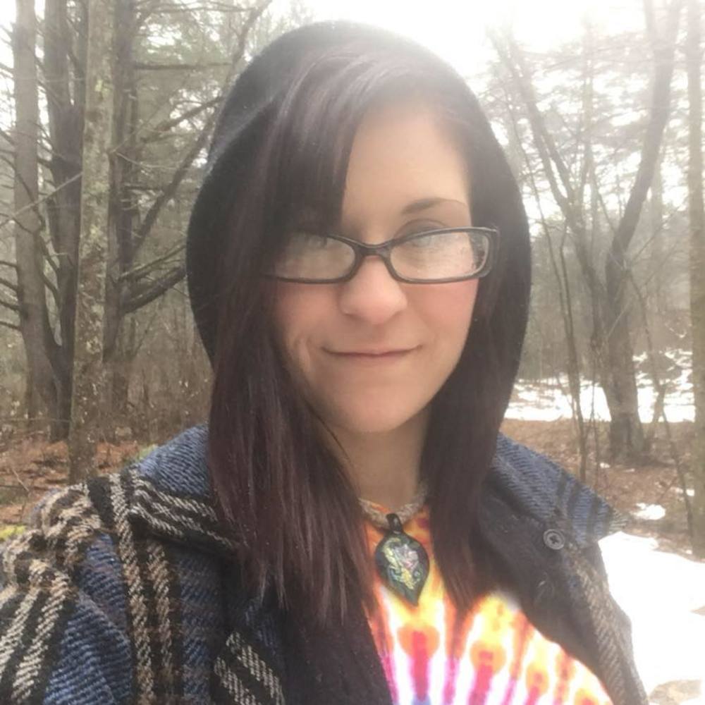 Meet your Posher, Danielle